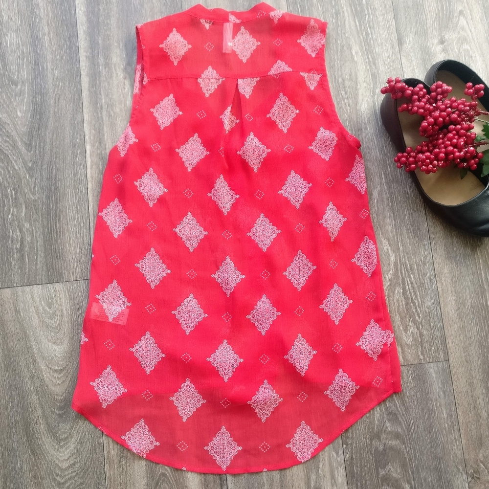 💎✨ Red Paisley Tank - Picture 2 of 5